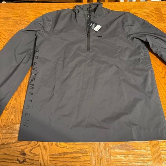 NEW Travis Mathew Men's On Course Golf Jacket Black Sz M Waterproof Lightweight - Picture 3 of 15